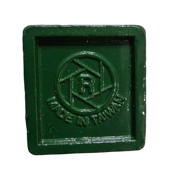 Vintage Green Cast Iron Street Clock Tower Christmas Village Accessory Holiday - Picture 6 of 7